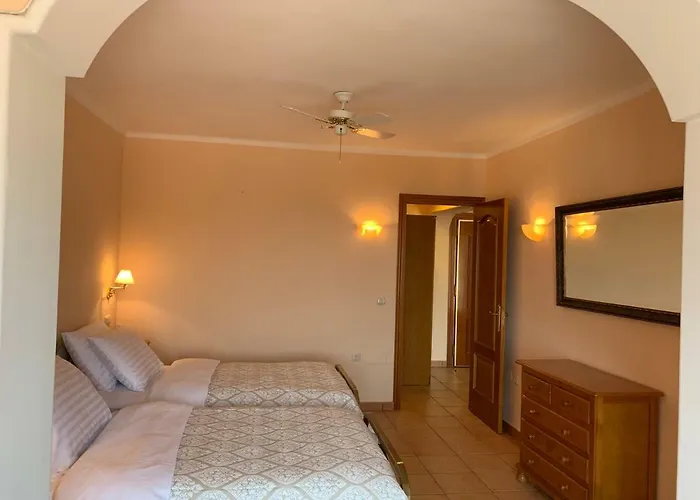 Bastion 토레몰리노스